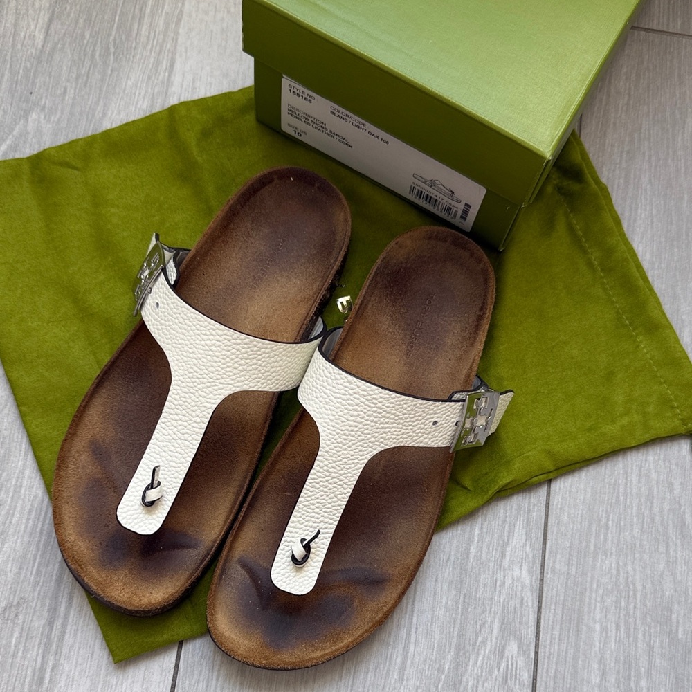 Tory Burch Mellow T-Strap Sandal Color: Blanc/Light Oak Size:10